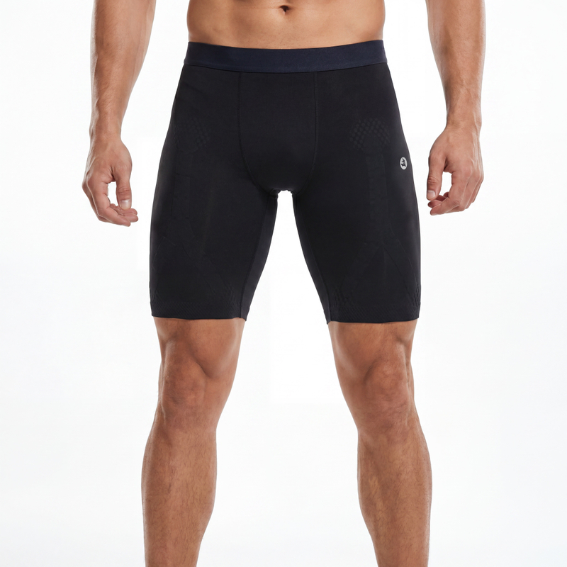 ENTWICKELTE LEISTUNGS-KURZE TIGHT