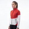 Sportliche, modische Damenjacke mit Farbblockeinsätzen