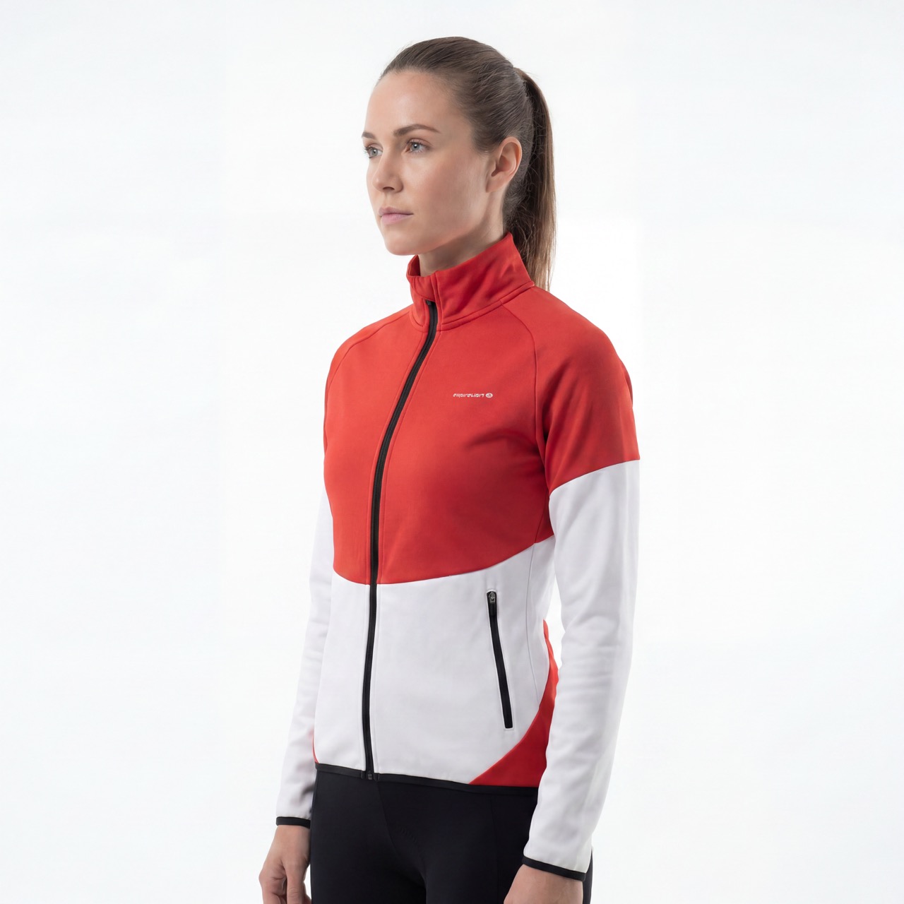 Sportliche, modische Damenjacke mit Farbblockeinsätzen