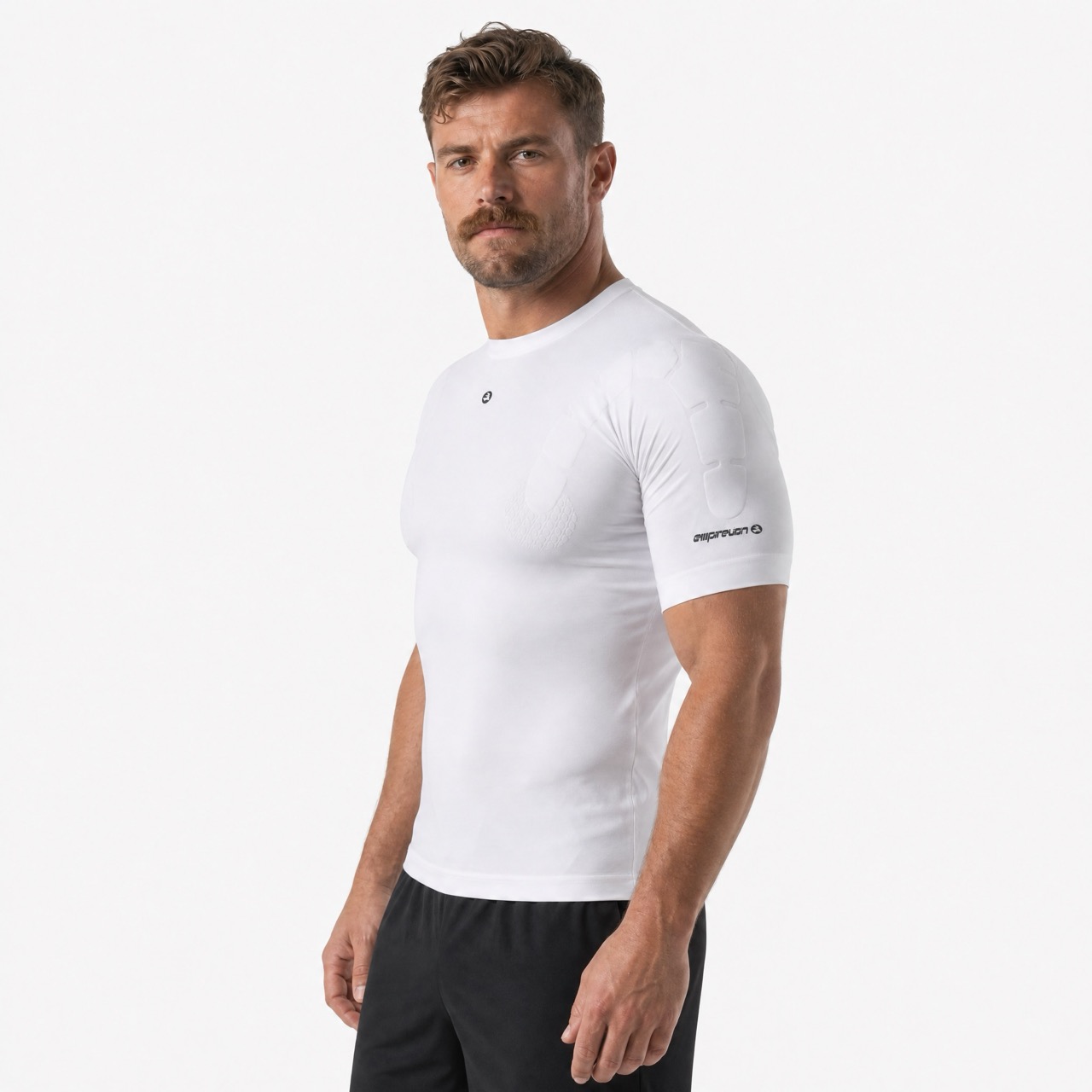 ENGINEERED PERFORMANCE Kurzarm-Oberteile für Herren