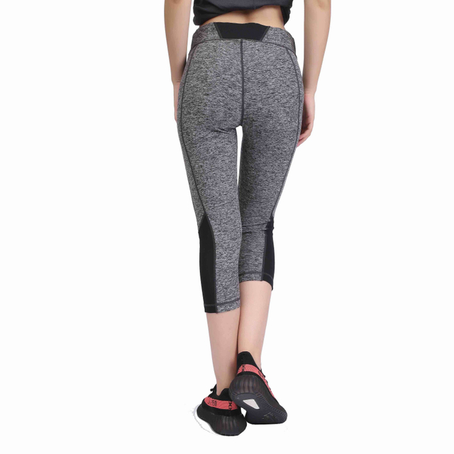 Frauen Mesh Panel Pfirsich Softer Yoga Running Capri Leggings mit Zwickel im Schritt